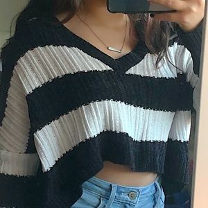 knitted cropped long sleeve
